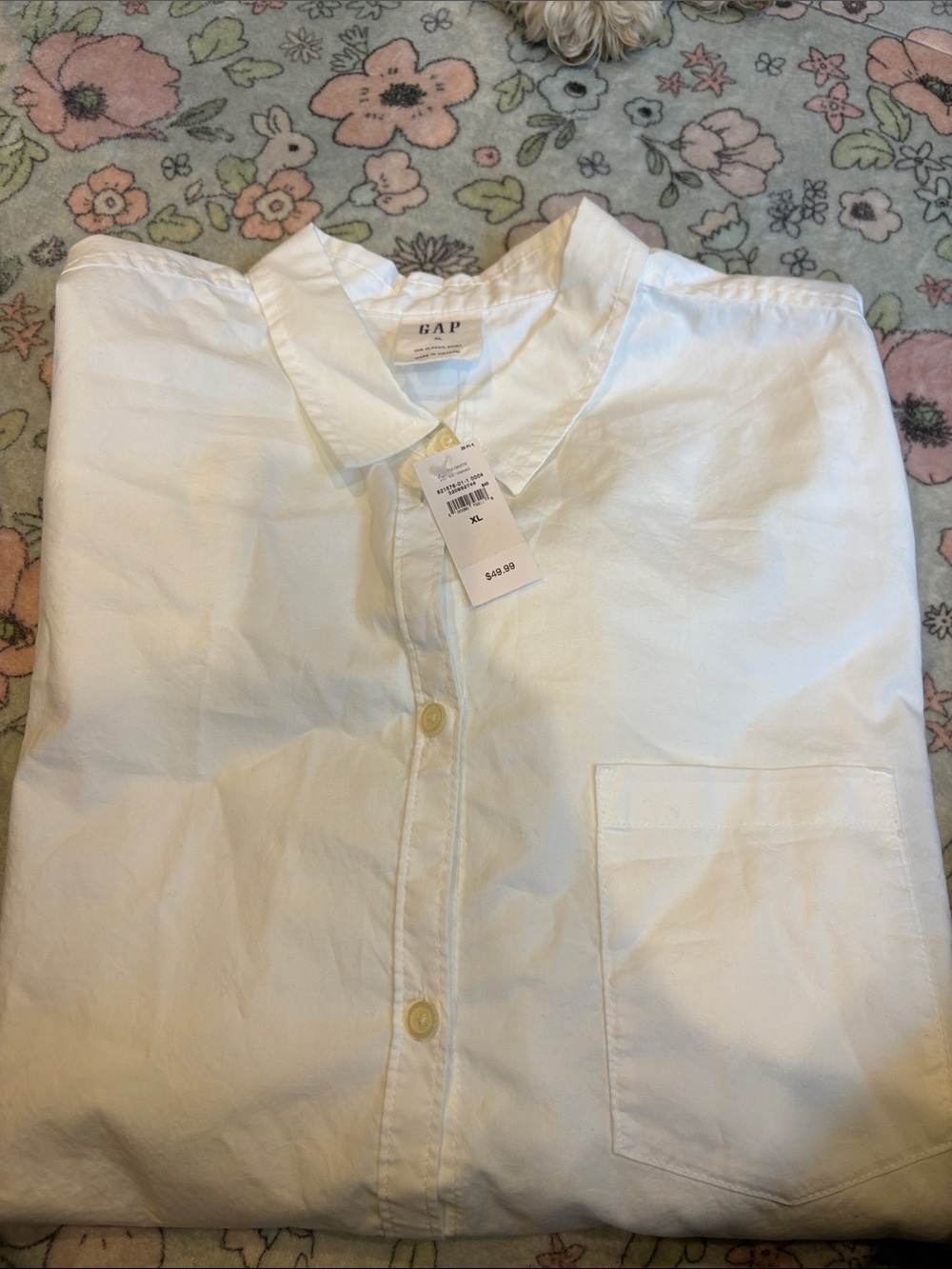 GAP Woman’s White Casual Button-Down Shirt with Chest Pocket